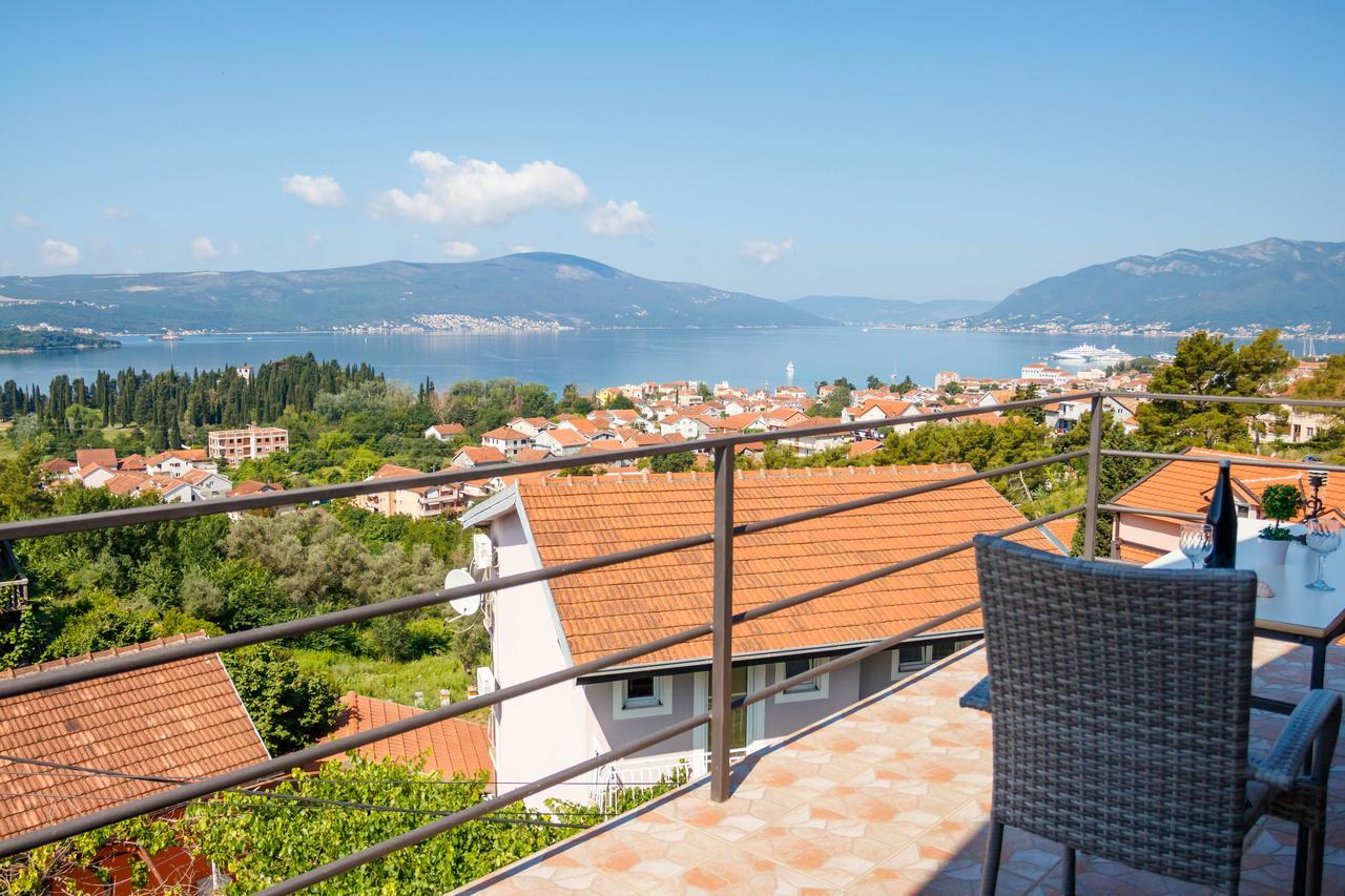 Apartmani Petar Tivat Exterior photo