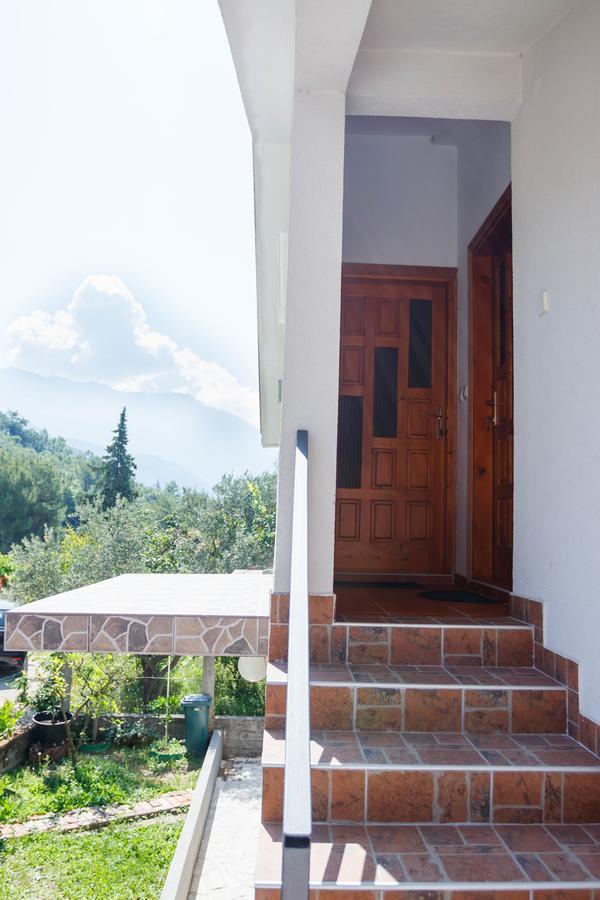 Apartmani Petar Tivat Exterior photo